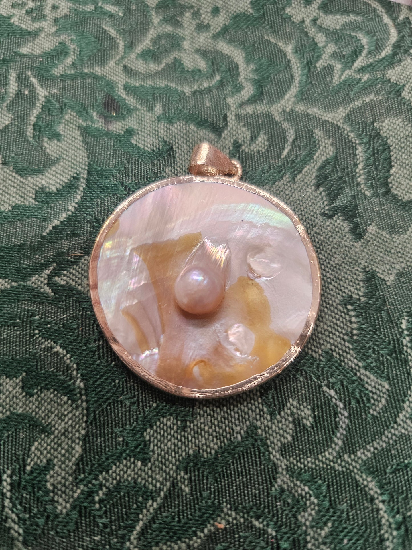 Blister Pearl Mabe pendant 1.5" diameter. Gold plated